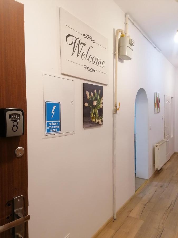 Hostel Tulip - Pokoj Jednoosobowy Nr 3 Ze Wspolna Lazienka I Kuchnia Щецин Экстерьер фото