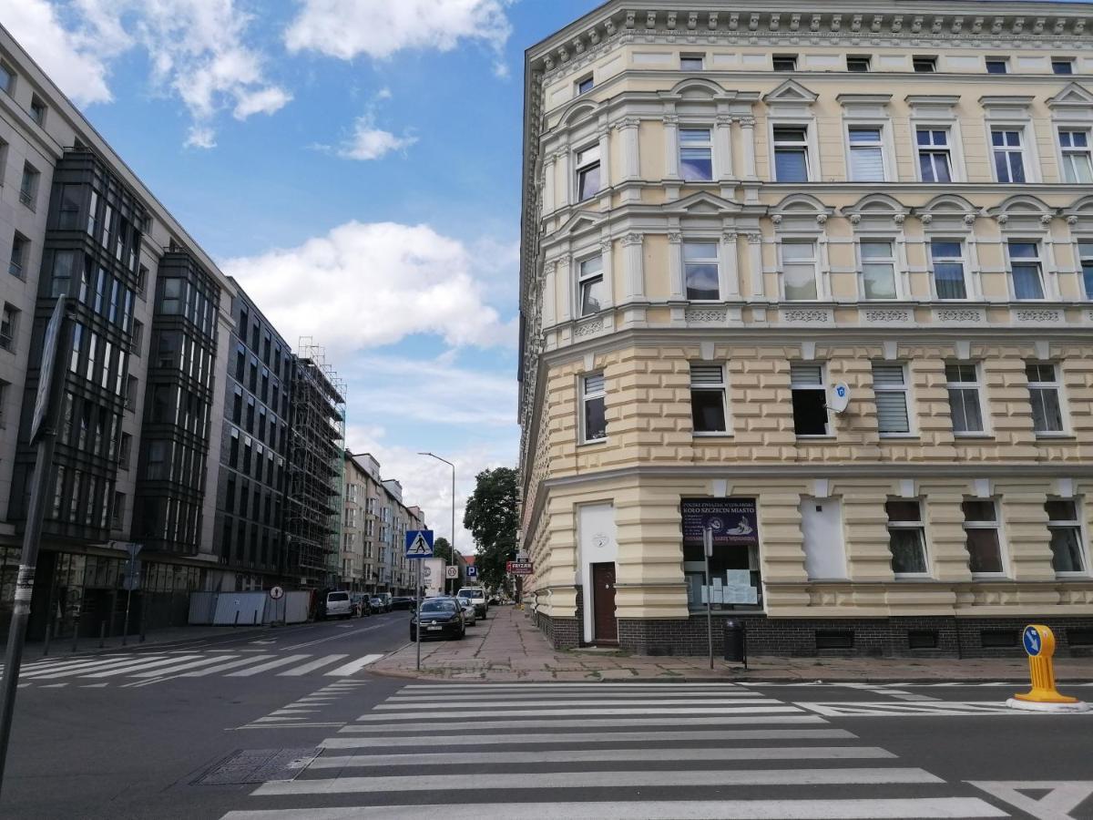 Hostel Tulip - Pokoj Jednoosobowy Nr 3 Ze Wspolna Lazienka I Kuchnia Щецин Экстерьер фото