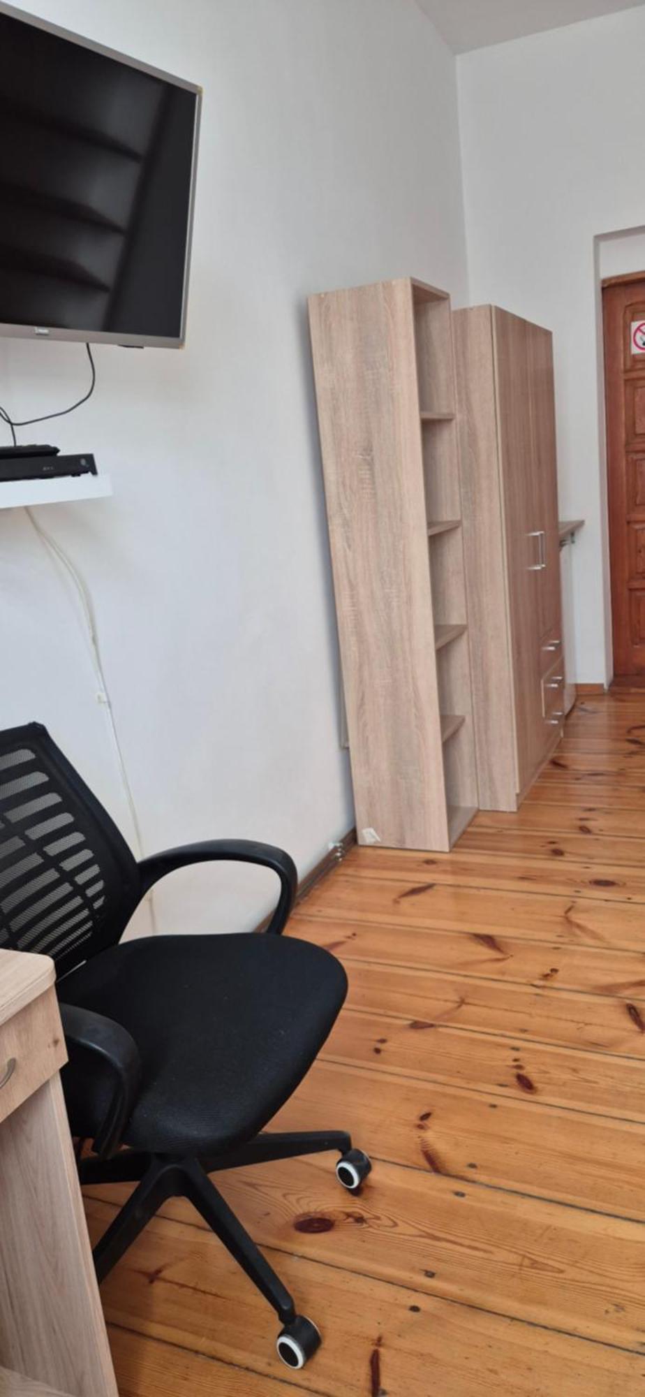 Hostel Tulip - Pokoj Jednoosobowy Nr 3 Ze Wspolna Lazienka I Kuchnia Щецин Экстерьер фото